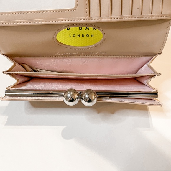 NWT TED BAKER LONDON Josiey Scripted Bobble Matinee Wallet, Taupe - Picture 5 of 10